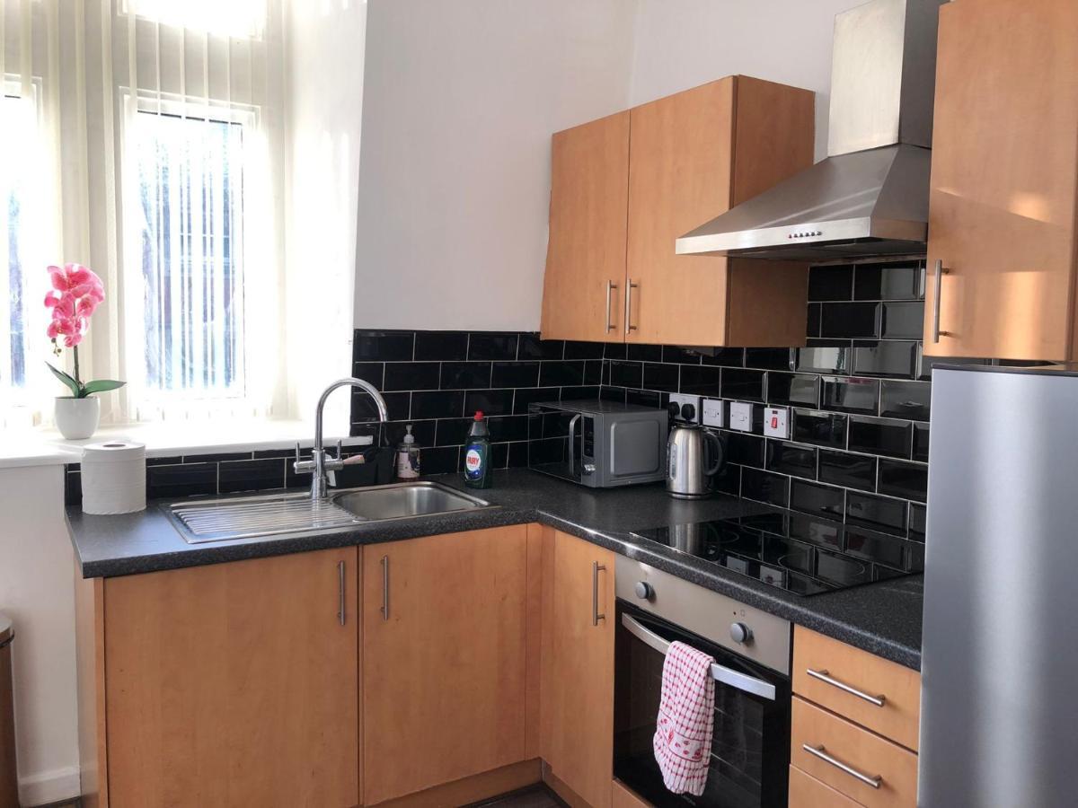4 Bed City Centre Flat Liverpool Bagian luar foto